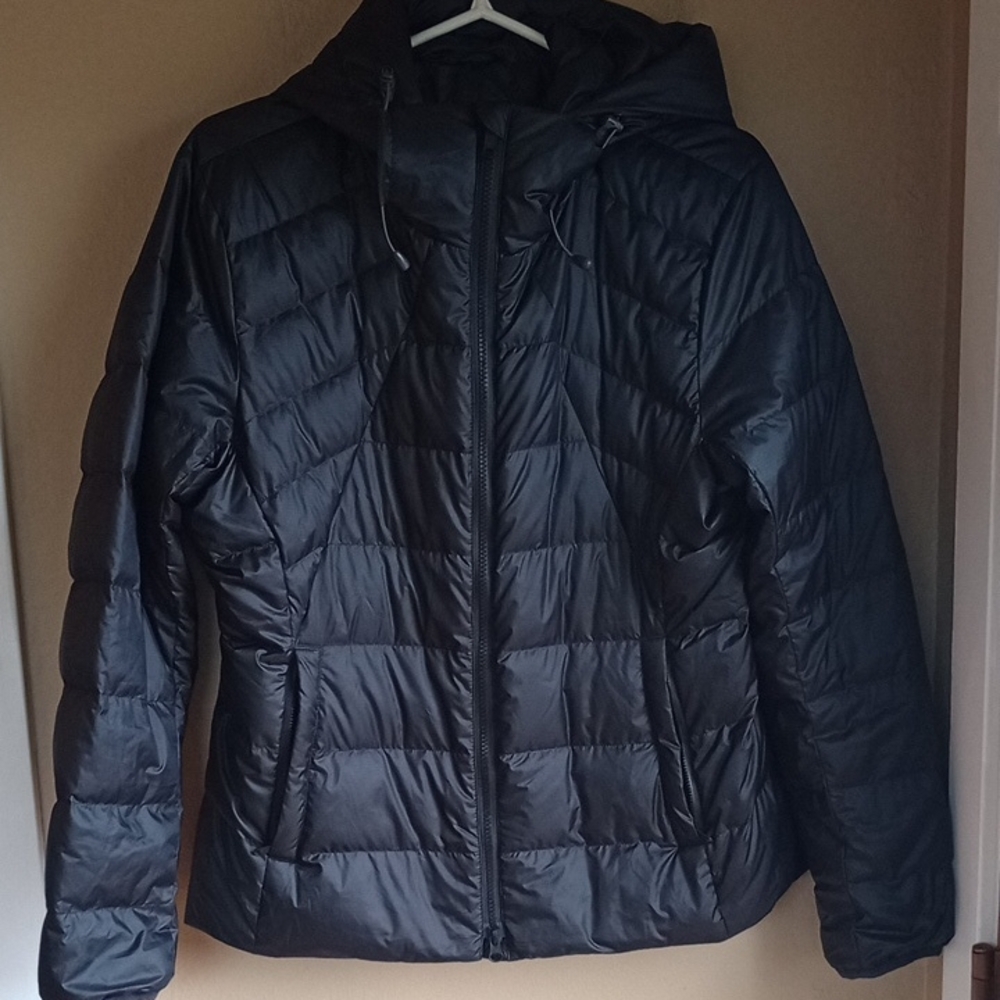 Quince Black Puffer Jacket with Hood